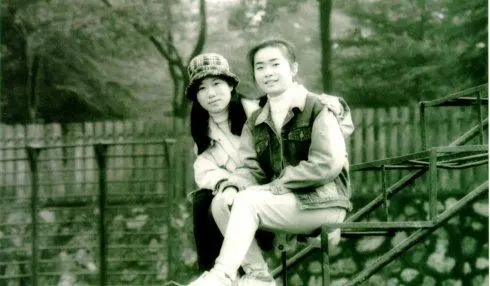 看到旧照片的简单说说文案