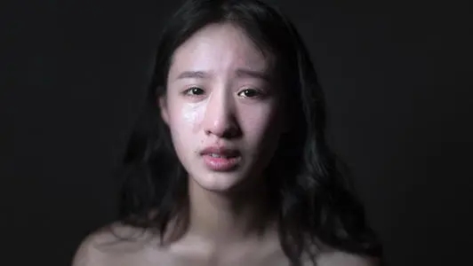 赞美女人哭的句子文案