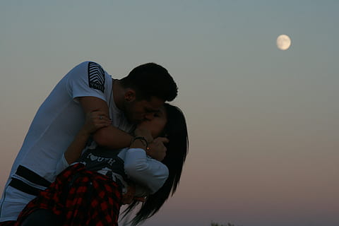 两句四字情话文案一对