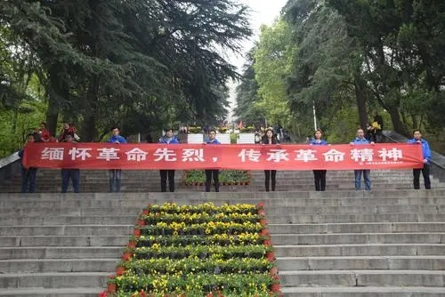 缅怀革命先烈文案