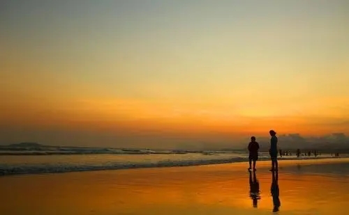 海边朋友圈怎么发文字