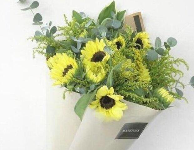 微信气质女人个性签名简短