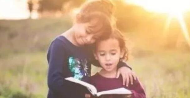 给小孩付出的说说文案