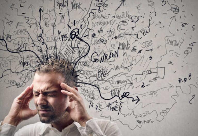 表示思维混乱的句子文案