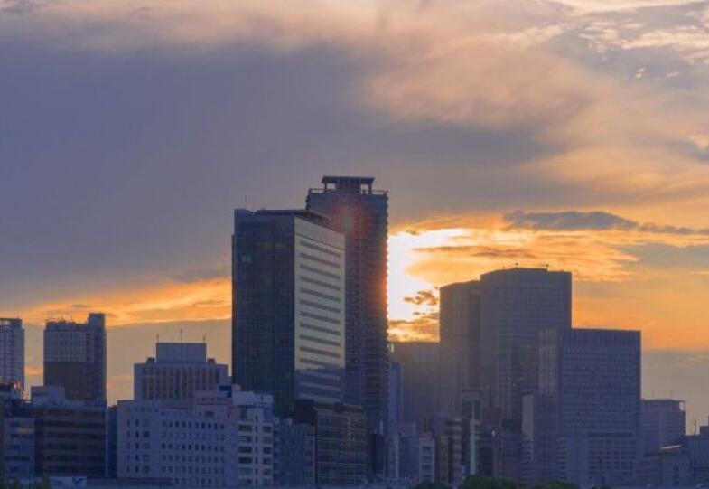 浪漫与现实的经典语录文案