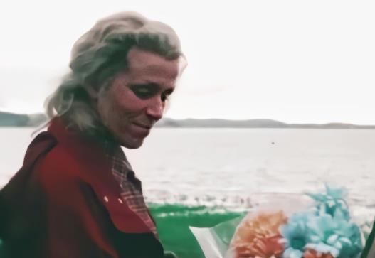 两个人在一起很开心的文案