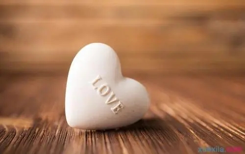 等待爱情的个性签名