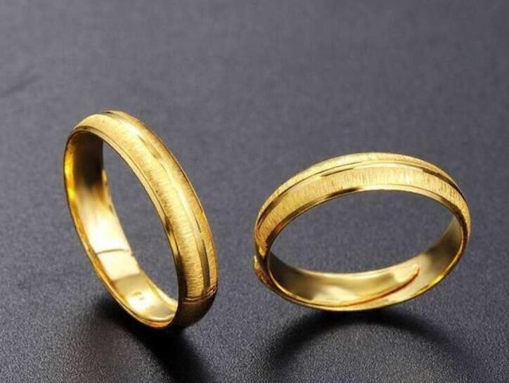 买了个戒指怎么发说说文案