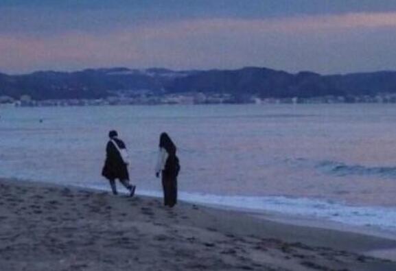 无聊看电视的说说句子文案