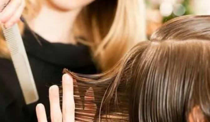 新的发型新的心情短语