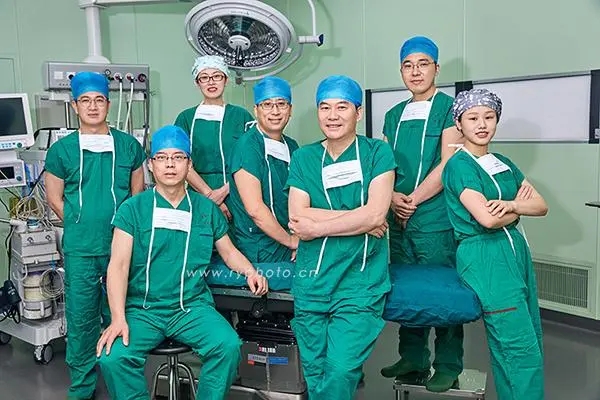 赞美医生的经典语录文案