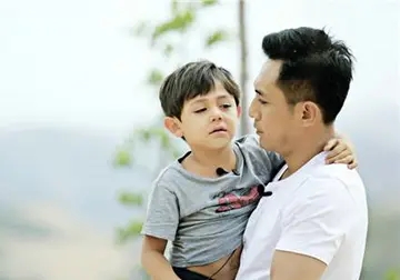 和儿子不舍的心情说说文案