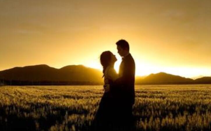 带诗情画意的短句说说文案