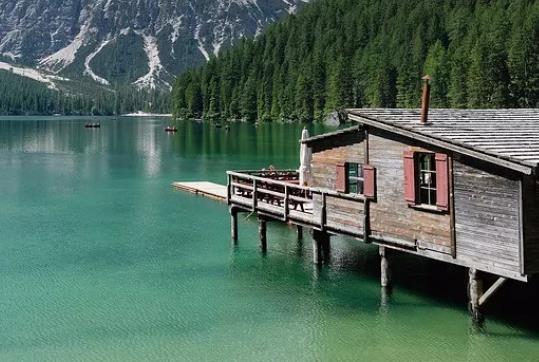 著名女作家名言优美句子文案