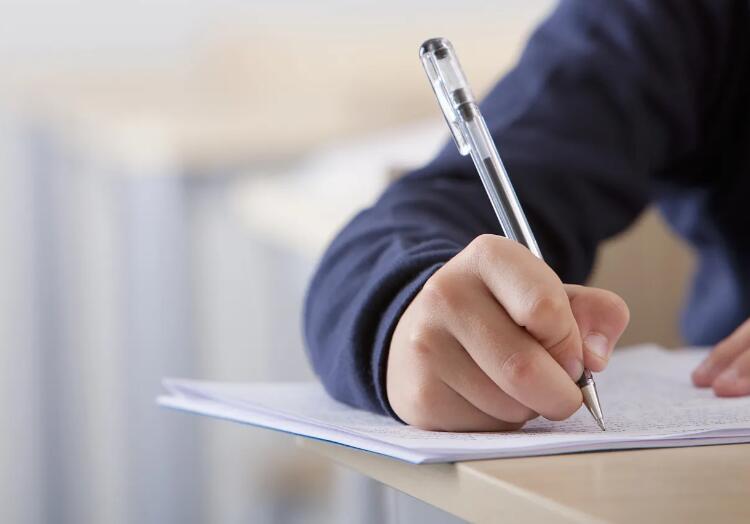 对工作尽职尽责的句子文案