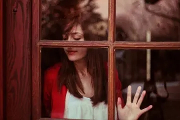 嘴巴不甜性格太直的说说文案