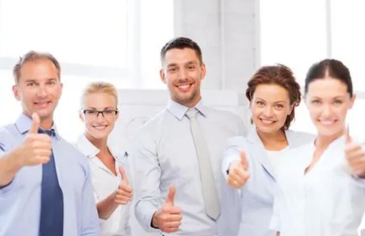 对一个人的赞美的话语