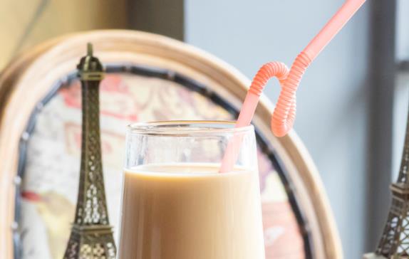 形容爱喝奶茶的句子文案