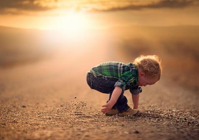 小男孩满月祝福语