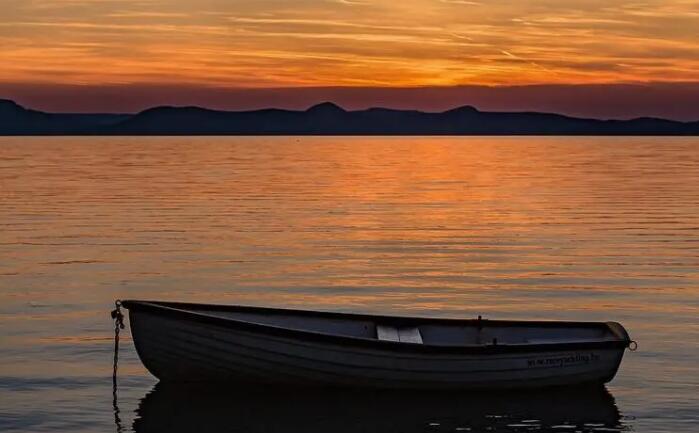 描写人物前后变化的句子文案