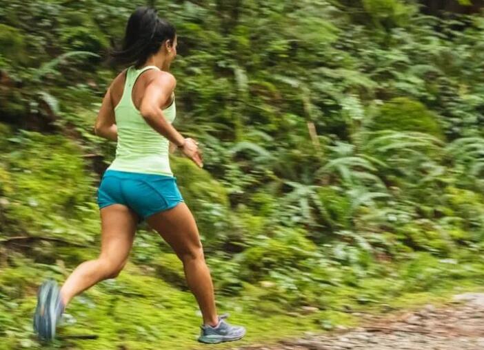 女人跑步的唯美句子文案