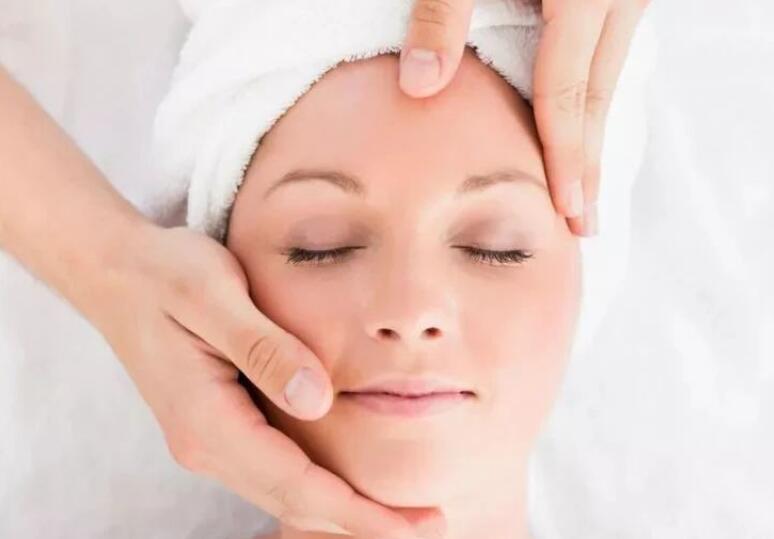 美容护肤的句子文案