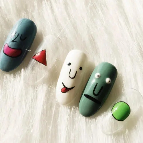 漂亮美甲的搞笑句子文案