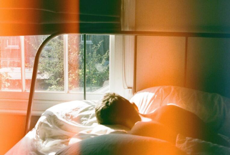 最悲伤孤独绝望的句子文案