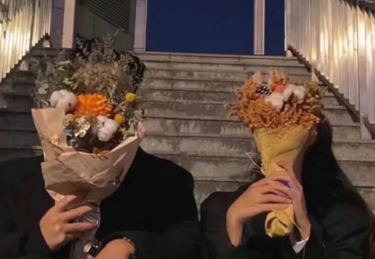 关于爱情的个性签名浪漫的