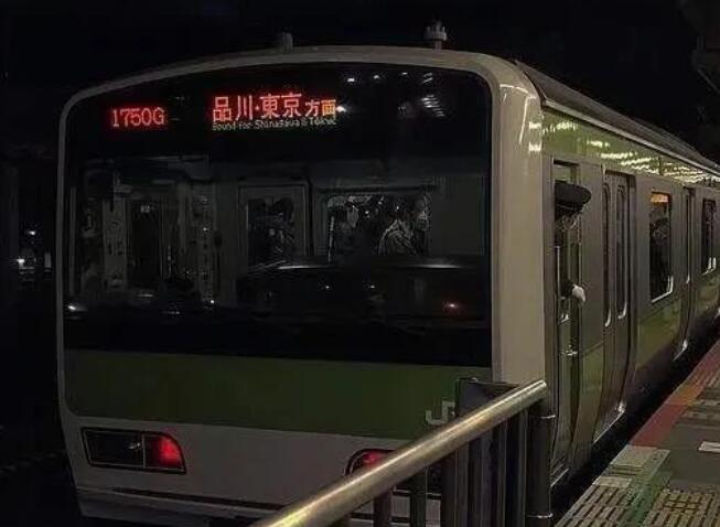 八字格言励志短句霸气