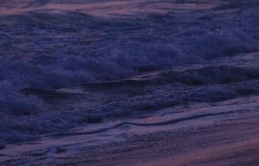 温暖人心的句子文案八字