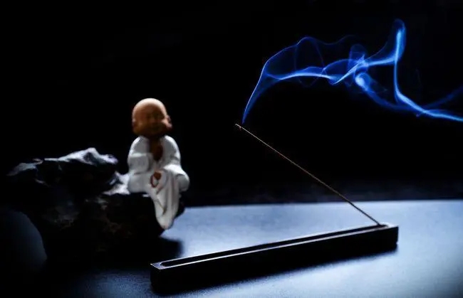 表示正义的诗句文案