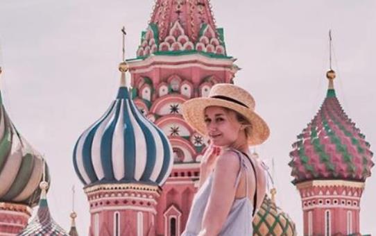 对爱情现实无奈的句子文案