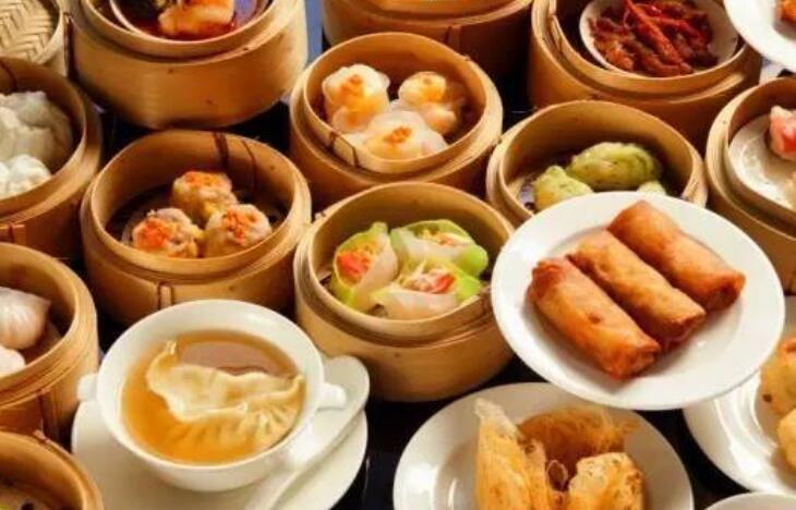 出去吃饭发朋友圈的精美句子文案