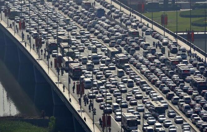 堵车的幽默说说文案