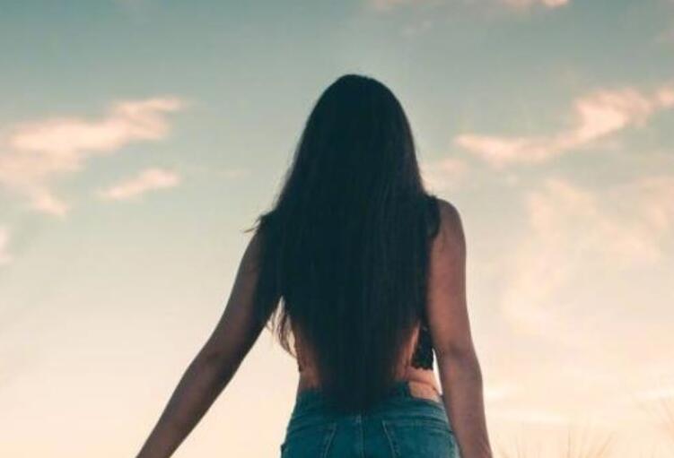 心累心痛的说说文案心情短语