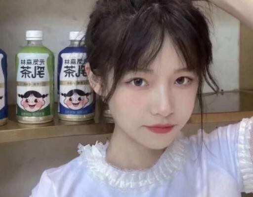 适合发自拍的可爱短句