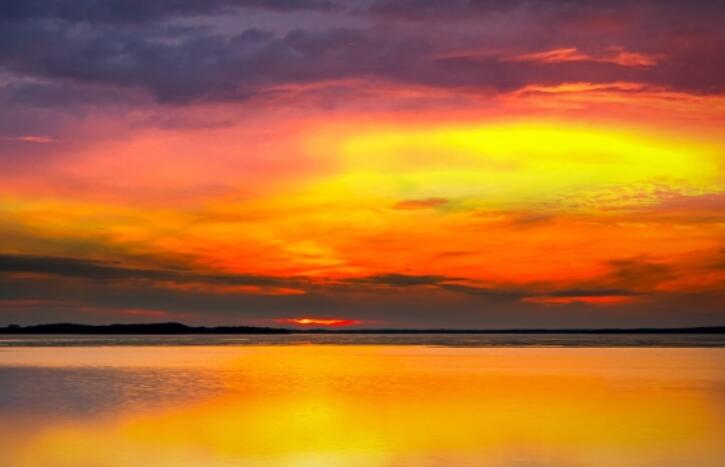 海边放松漫步短句子文案