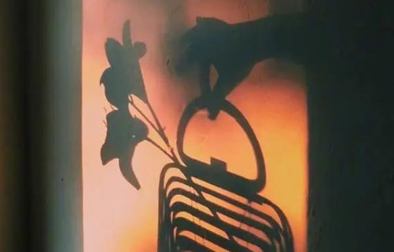 很黄的句子文案撩男生