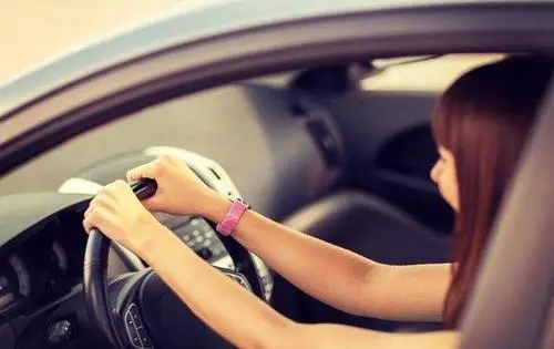 开车幽默句子文案