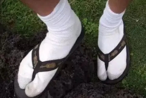 形容男人威武霸气的说说文案