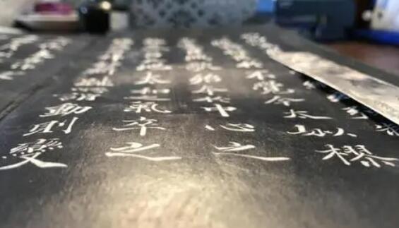 短句经典墓志铭