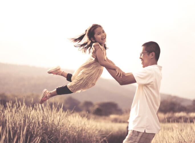 父爱母爱的说说文案短句