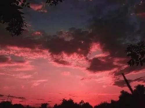 拍到好看的云的文案