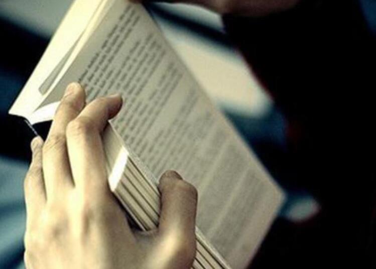 赞美阅读的精美句子文案