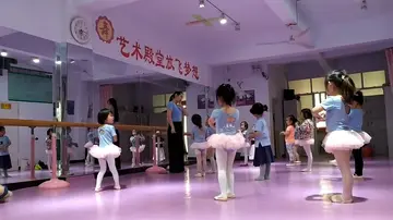 表达跳舞开心的句子文案