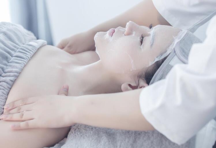 美容院发圈的美句