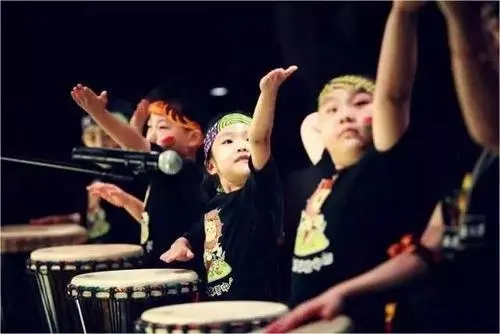 表演非洲鼓的串词