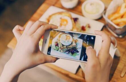 温馨的晚餐的寄语