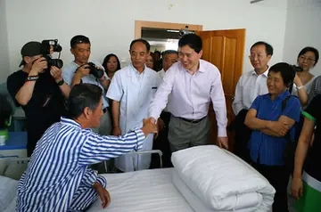 关心问候病人的句子文案